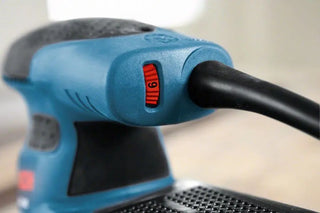 Lijadora Excéntrica Bosch Gex 125-1 Ae 250w Disco De Lija Azul